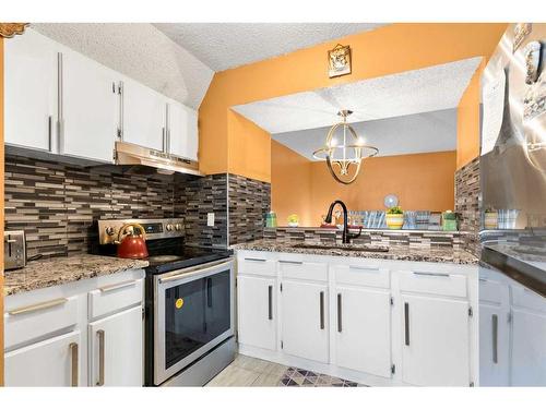 802-919 38 Street Ne, Calgary, AB - Indoor Photo Showing Bedroom