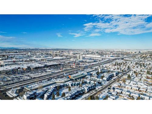 802-919 38 Street Ne, Calgary, AB - Outdoor With View