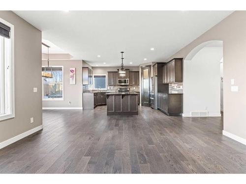 134 Rainbow Falls Blvd, Chestermere, AB - Indoor