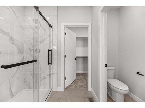 18 Williams Avenue, Olds, AB - Indoor Photo Showing Bathroom