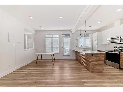 248 Seton Passage Se, Calgary, AB - Indoor Photo Showing Kitchen