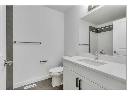 224 Sora Terrace Se, Calgary, AB - Indoor Photo Showing Bathroom