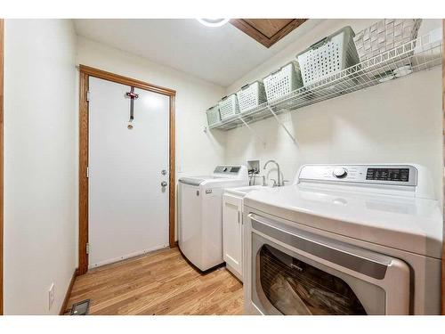 1510 11 Avenue Se, High River, AB - Indoor Photo Showing Laundry Room