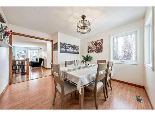 1510 11 Avenue Se, High River, AB - Indoor Photo Showing Dining Room