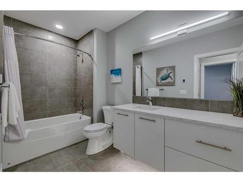 74 Clear Creek Place, Rural Rocky View County, AB - Indoor Photo Showing Bathroom