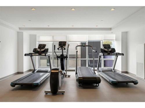 804-615 6 Avenue Se, Calgary, AB - Indoor Photo Showing Gym Room