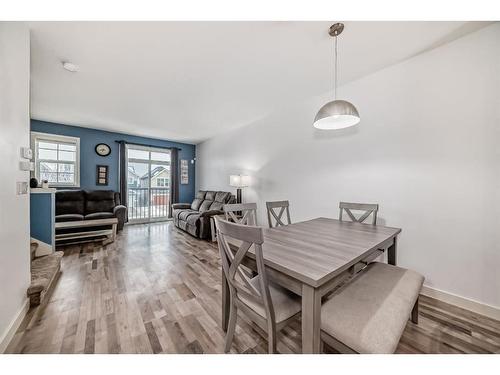 575 Sherwood Boulevard Nw, Calgary, AB - Indoor Photo Showing Dining Room