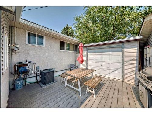 723 Raynard Crescent Se, Calgary, AB - Outdoor With Deck Patio Veranda With Exterior