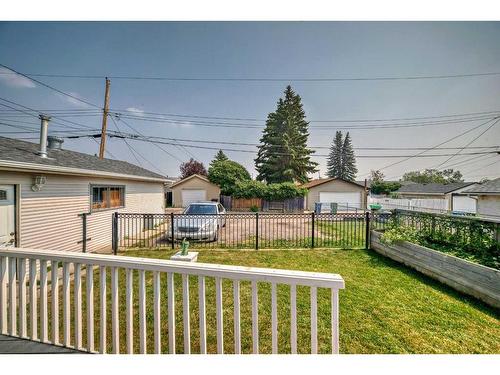 723 Raynard Crescent Se, Calgary, AB - Outdoor With Deck Patio Veranda