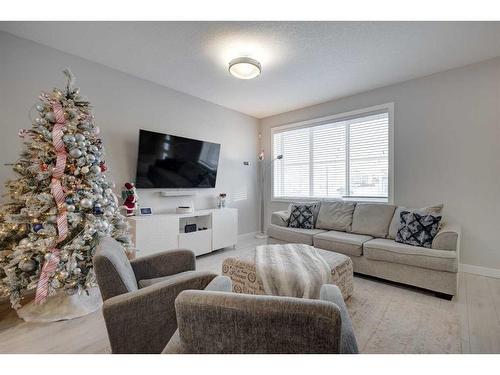 105 Chelsea Drive, Chestermere, AB - Indoor Photo Showing Living Room