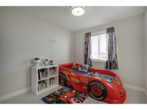 105 Chelsea Drive, Chestermere, AB - Indoor Photo Showing Bedroom