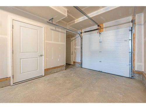 317 Redstone Boulevard Ne, Calgary, AB - Indoor Photo Showing Garage