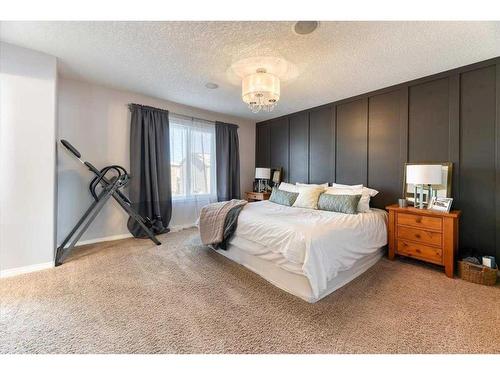 233 Ranch Close, Strathmore, AB - Indoor Photo Showing Bedroom