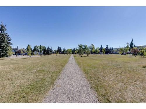 3924 76 Street Nw, Calgary, AB - Outdoor With View