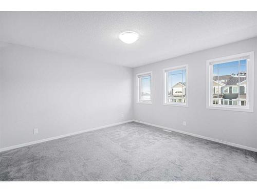 1481 148 Ave Nw, Calgary, AB - Indoor Photo Showing Other Room