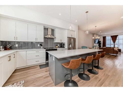 313 Masters Avenue Se, Calgary, AB - Indoor Photo Showing Kitchen With Stainless Steel Kitchen With Upgraded Kitchen