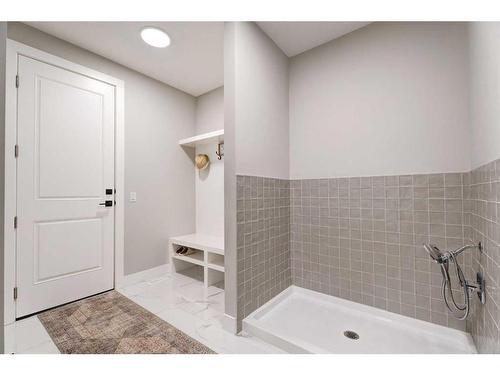 13 Sunvalley View, Cochrane, AB - Indoor Photo Showing Bathroom