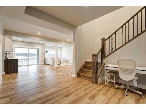 13 Sunvalley View, Cochrane, AB - Indoor Photo Showing Living Room