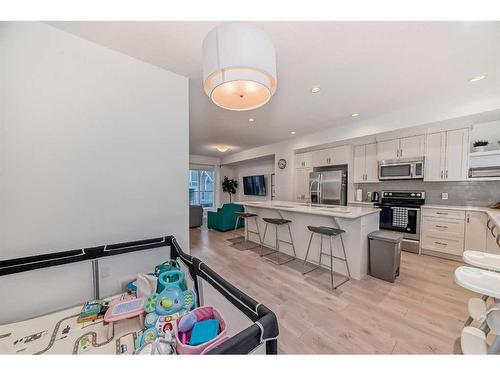 411 Nolanlake Villas Nw, Calgary, AB - Indoor Photo Showing Kitchen