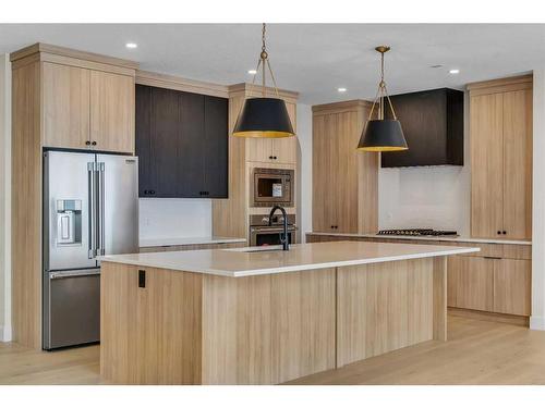 28 North Bridges Glen, Langdon, AB - Indoor Photo Showing Kitchen