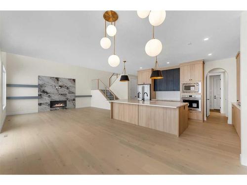 28 North Bridges Glen, Langdon, AB - Indoor Photo Showing Kitchen