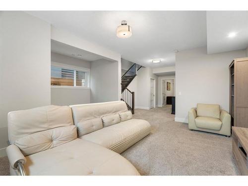 2138 30 Avenue Sw, Calgary, AB - Indoor