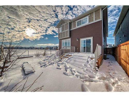 382 Kings Heights Drive Se, Airdrie, AB - Outdoor