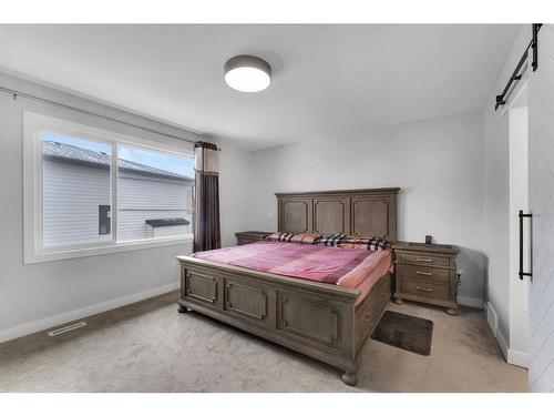 29 South Shore Manor, Chestermere, AB - Indoor Photo Showing Bedroom