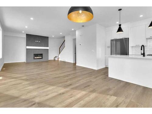 2524 17 Avenue Sw, Calgary, AB - Indoor Photo Showing Kitchen With Fireplace With Upgraded Kitchen