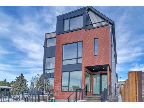 2524 17 Avenue Sw, Calgary, AB - Outdoor