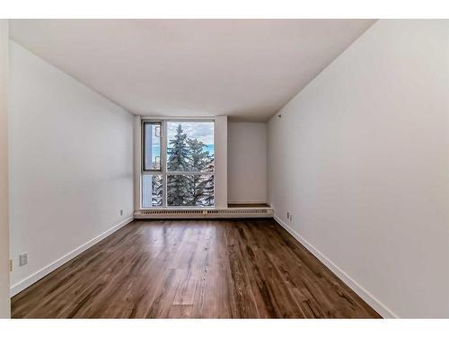 401-1108 6 Avenue Sw, Calgary, AB - Indoor Photo Showing Other Room