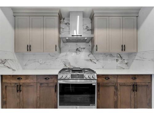 102 Herron Street Ne, Calgary, AB - Indoor Photo Showing Kitchen