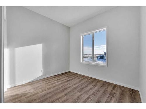 102 Herron Street Ne, Calgary, AB - Indoor Photo Showing Other Room