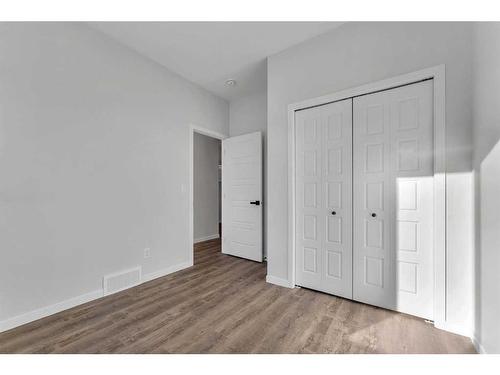 102 Herron Street Ne, Calgary, AB - Indoor