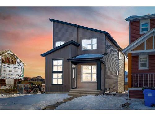 102 Herron Street Ne, Calgary, AB - Outdoor