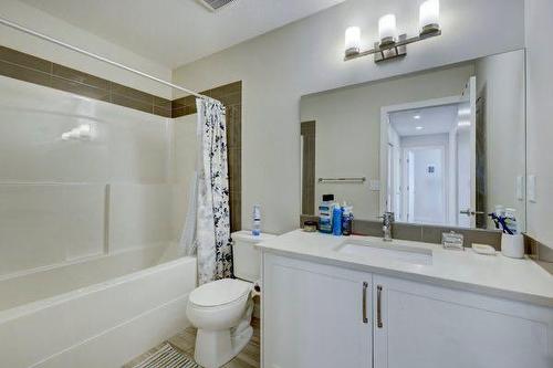 904 Sage Meadows Gardens Nw, Calgary, AB - Indoor Photo Showing Bathroom