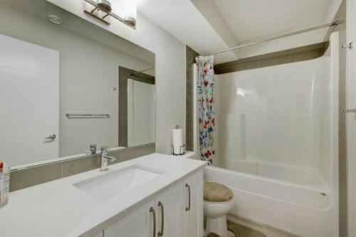 904 Sage Meadows Gardens Nw, Calgary, AB - Indoor Photo Showing Bathroom