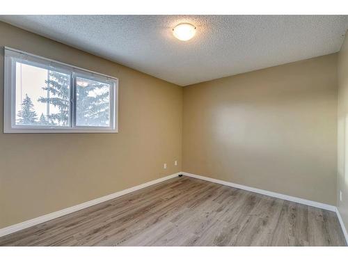 56-32 Whitnel Court Ne, Calgary, AB - Indoor Photo Showing Other Room