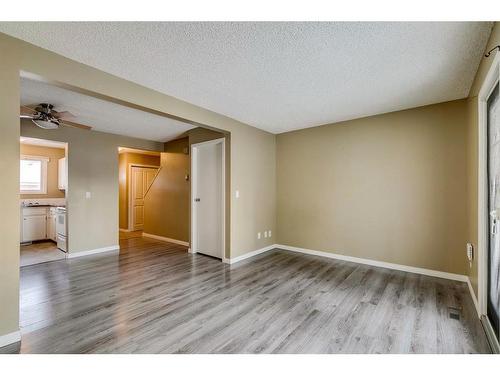 56-32 Whitnel Court Ne, Calgary, AB - Indoor Photo Showing Other Room