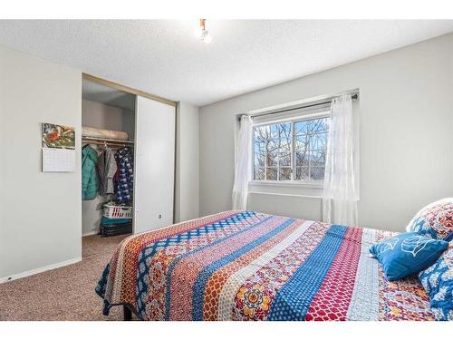 8 Coventry Lane Ne, Calgary, AB - Indoor Photo Showing Bedroom