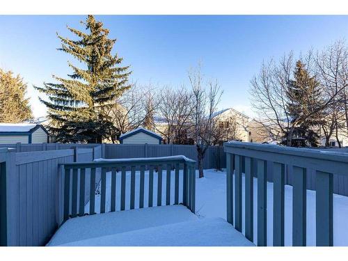 8 Coventry Lane Ne, Calgary, AB - Outdoor