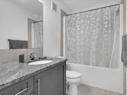 868 Marina Drive, Chestermere, AB - Indoor Photo Showing Bathroom