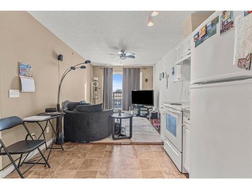 309-1010 Railway Street, Crossfield, AB - Indoor