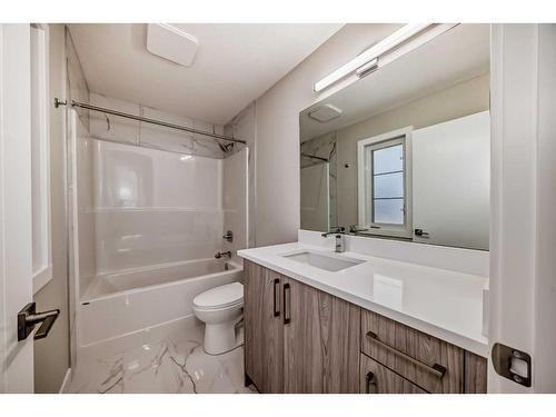 368 Watercrest Place, Chestermere, AB - Indoor Photo Showing Bathroom