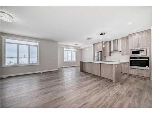 368 Watercrest Place, Chestermere, AB - Indoor Photo Showing Kitchen With Upgraded Kitchen