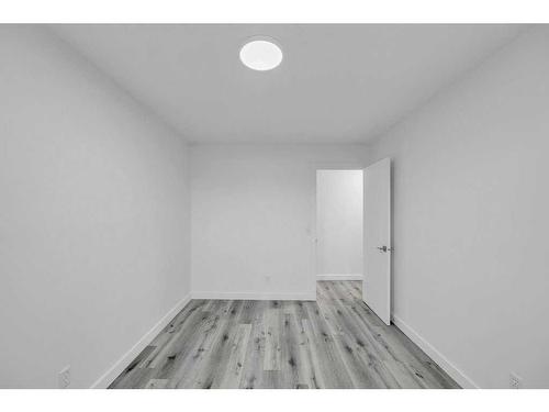 6644 Penbrooke Drive Se, Calgary, AB - Indoor Photo Showing Other Room