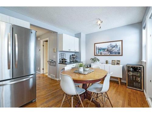 27 Mcdougall Court Ne, Calgary, AB - Indoor Photo Showing Dining Room