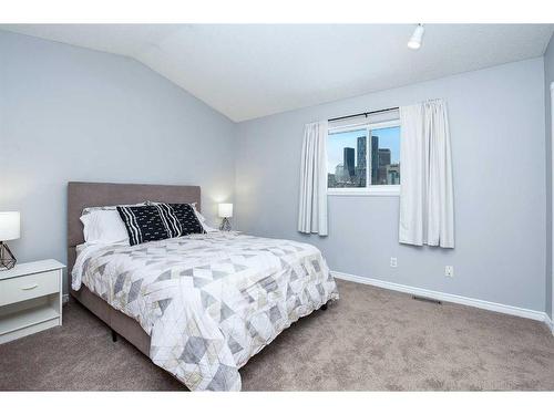 27 Mcdougall Court Ne, Calgary, AB - Indoor Photo Showing Bedroom