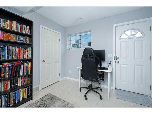 27 Mcdougall Court Ne, Calgary, AB - Indoor Photo Showing Office