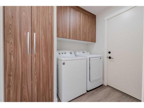 287 Hawkwood Drive Nw, Calgary, AB - Indoor Photo Showing Laundry Room